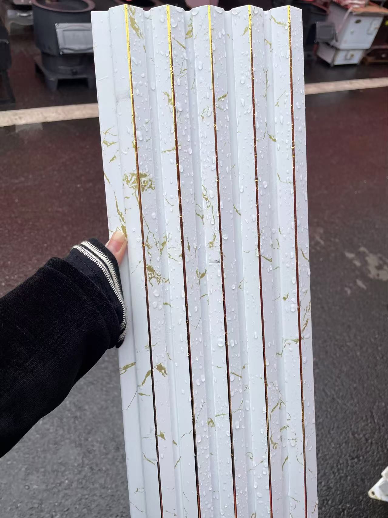 20250108105408 20250108105408